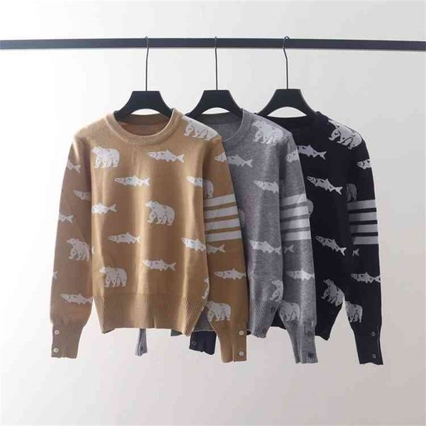 autumn and winter new tb four-way bar jacquard round neck pullover long sleeve sweater loose women's, White 
autumn and winter new tb four-way bar jacquard round neck pullover long sleeve sweater loose women's, White