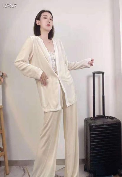 women's jackets w1471 fashion women coats & 2021 runway luxury european design party style clothing, Black;brown 
women's jackets w1471 fashion women coats & 2021 runway luxury european design party style clothing, Black;brown