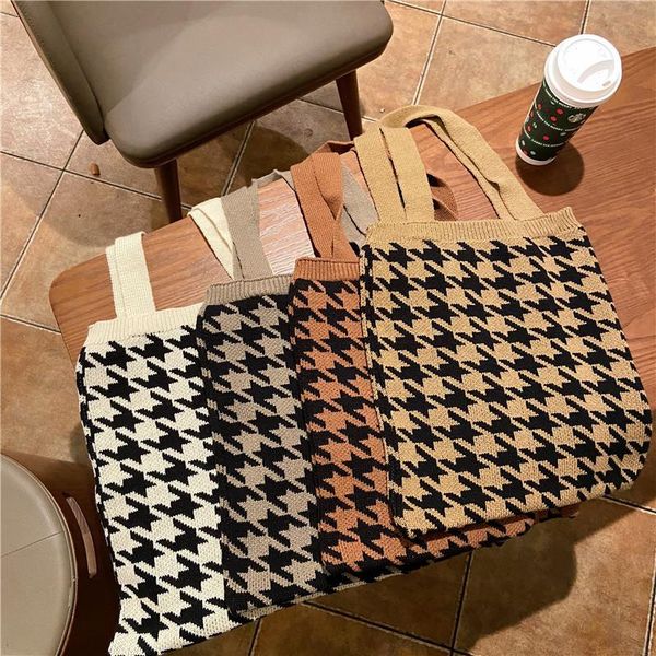 evening bags autumn and winter women shoulder wool knit bag for girl large capacity handbags retro fashion female
evening bags autumn and winter women shoulder wool knit bag for girl large capacity handbags retro fashion female