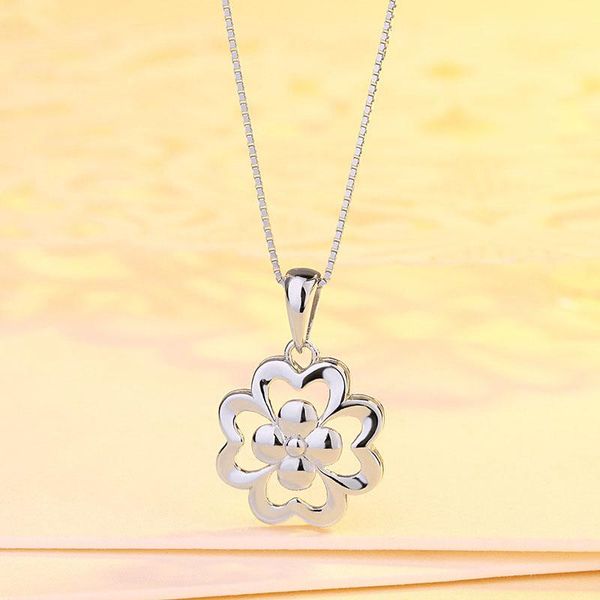 chains s925 sterling silver necklace female personality four-leaf clover clavicle chain hollow xinyun grass pendant item jewelry
chains s925 sterling silver necklace female personality four-leaf clover clavicle chain hollow xinyun grass pendant item jewelry