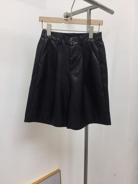 women's shorts tall waist of fund 2021 autumn winters is thin loose five straight leather pants 1009, White;black
women's shorts tall waist of fund 2021 autumn winters is thin loose five straight leather pants 1009, White;black
