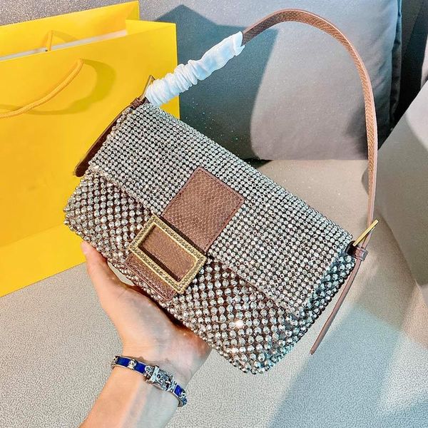 quality shoulder purse fashion women underarm bag lady real leather handbag lambskin material bags diamante wallet
quality shoulder purse fashion women underarm bag lady real leather handbag lambskin material bags diamante wallet
