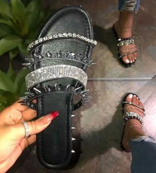european and american large rivet water drill women's sandals style flat bottom in summer 2021, Black
european and american large rivet water drill women's sandals style flat bottom in summer 2021, Black