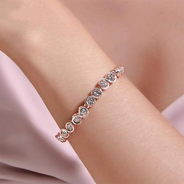 charm bracelets 2021 fashion korean-style classic crystal bracelet elegant simple round zircon female girl's birthday gift jewelry, Golden;silver
charm bracelets 2021 fashion korean-style classic crystal bracelet elegant simple round zircon female girl's birthday gift jewelry, Golden;silver