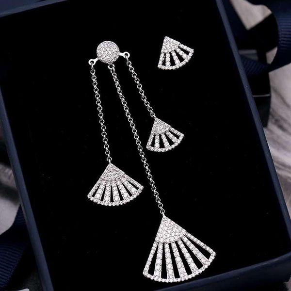 dangle & chandelier ruifan sector asymmetric white gold color earrings for women cubic zirconia trendy long pendant earring wedding jewelry, Silver
dangle & chandelier ruifan sector asymmetric white gold color earrings for women cubic zirconia trendy long pendant earring wedding jewelry, Silver