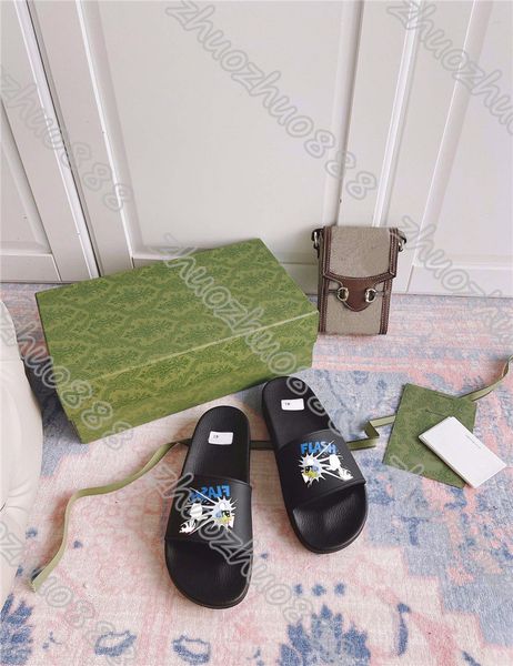 fashion women and men slides summer slippers beach indoor flat sandals house flip flops slipper desinger shoes with box size 35-44, Black
fashion women and men slides summer slippers beach indoor flat sandals house flip flops slipper desinger shoes with box size 35-44, Black