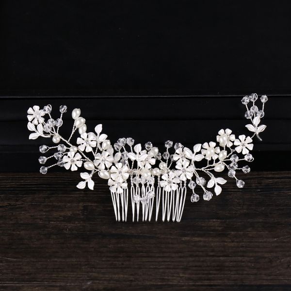 trendy silver color rhinestones leaf flower hair comb bridal hair accessories headpiece wedding hair ornaments women jewelrydio chan contact, Golden;white
trendy silver color rhinestones leaf flower hair comb bridal hair accessories headpiece wedding hair ornaments women jewelrydio chan contact, Golden;white