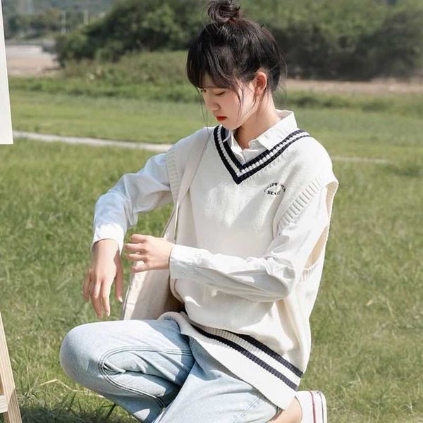 v-neck black white vest spring autumn elegant pullover female student korean loose harajuku preppy sleeveless sweaters 210526
v-neck black white vest spring autumn elegant pullover female student korean loose harajuku preppy sleeveless sweaters 210526