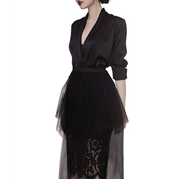 runway women 2 piece set dress spring black deep v neck blazer long coat +fashion irregular lace patchwork mesh skirt suits, White
runway women 2 piece set dress spring black deep v neck blazer long coat +fashion irregular lace patchwork mesh skirt suits, White
