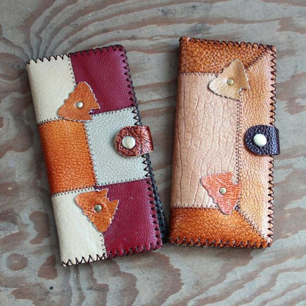 wallets 2021 the handmade long purse for women large capacity wallet holding bags and receiving in hand, Red;black
wallets 2021 the handmade long purse for women large capacity wallet holding bags and receiving in hand, Red;black