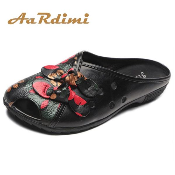 retro women slippers summer female genuine leather floral shoes casual slip on round toe ladies, Black
retro women slippers summer female genuine leather floral shoes casual slip on round toe ladies, Black