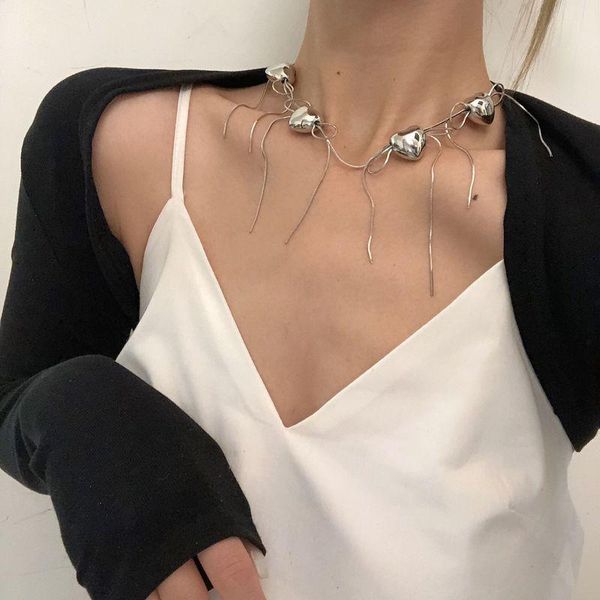 chokers 2021trend fashion three dimensional heartshape tassel short silver color puffed love charm statement collar necklace, Golden;silver
chokers 2021trend fashion three dimensional heartshape tassel short silver color puffed love charm statement collar necklace, Golden;silver