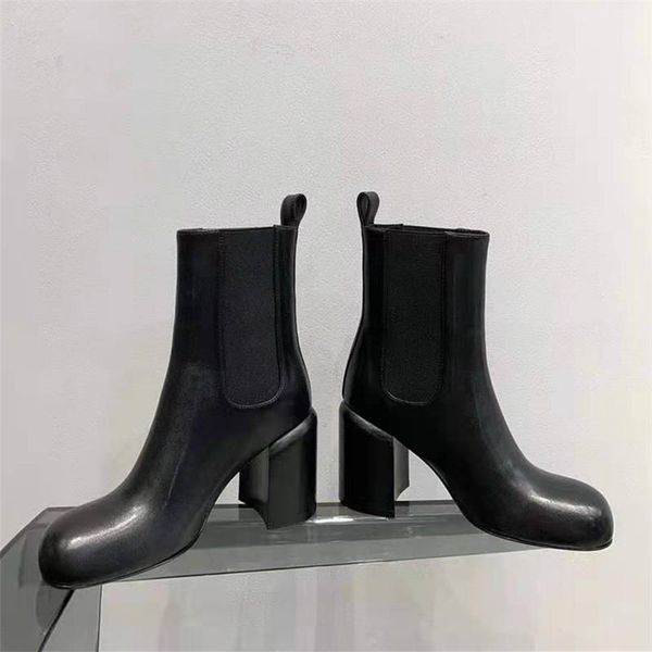 boots trendy brand short women's thick-heeled round-toe high-heeled leather bot as mujer's luxury shoes desi, Black
boots trendy brand short women's thick-heeled round-toe high-heeled leather bot as mujer's luxury shoes desi, Black