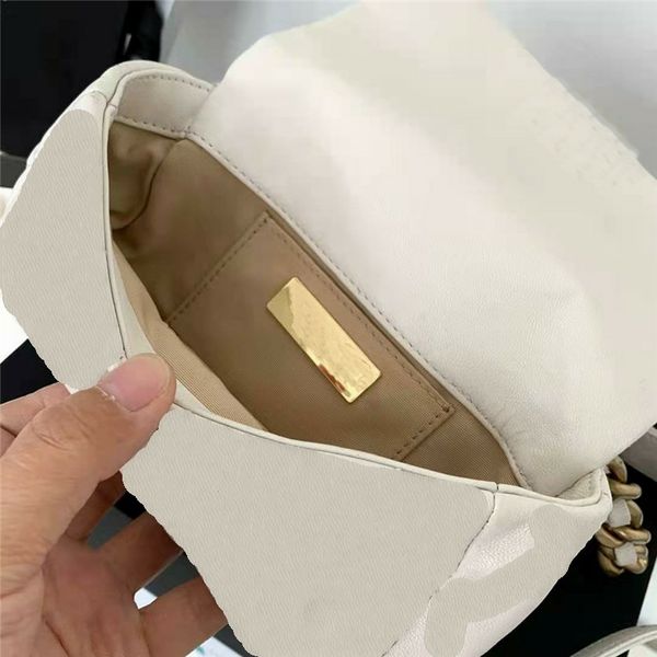 r luxury women soft leather 19bag handbag wrapped chains strap shoulder bags criss hollow out sign flap diamond lattice vintage crossbody ba
r luxury women soft leather 19bag handbag wrapped chains strap shoulder bags criss hollow out sign flap diamond lattice vintage crossbody ba
