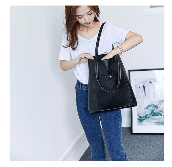 duffel bags designer bandbag for women pu leather large capacity shoulder bag ldies shopping tote student tablet book cosmetic organizer
duffel bags designer bandbag for women pu leather large capacity shoulder bag ldies shopping tote student tablet book cosmetic organizer