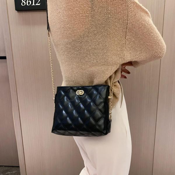 cross body small bag women crossbody bags for shoulder 2021 luxury designer chain messenger female
cross body small bag women crossbody bags for shoulder 2021 luxury designer chain messenger female