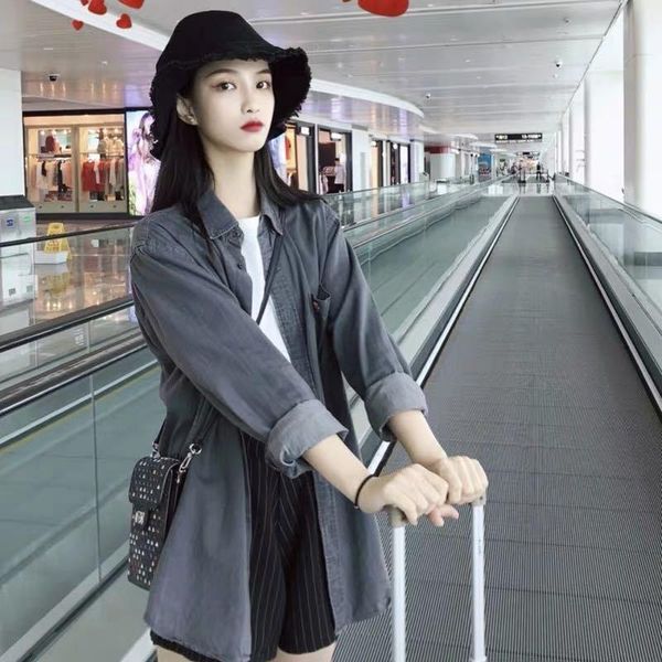 women's blouses & shirts women 2021 spring fashion oversized long sleeve loose female chic turn-down collar button up blouse feminina a, White
women's blouses & shirts women 2021 spring fashion oversized long sleeve loose female chic turn-down collar button up blouse feminina a, White