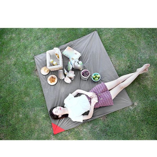 142Ã160cm portable polyester picnic mat camping thicken beach pad waterproof mattress multi functional with alloy nails and outdoor pads
142Ã160cm portable polyester picnic mat camping thicken beach pad waterproof mattress multi functional with alloy nails and outdoor pads