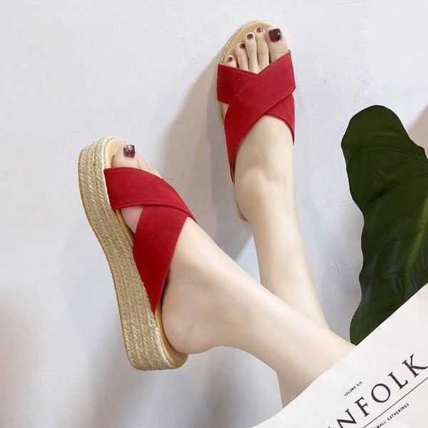 slippers 2021 beach flip flops flat golden female sandals summer drag platform shoes, Black
slippers 2021 beach flip flops flat golden female sandals summer drag platform shoes, Black