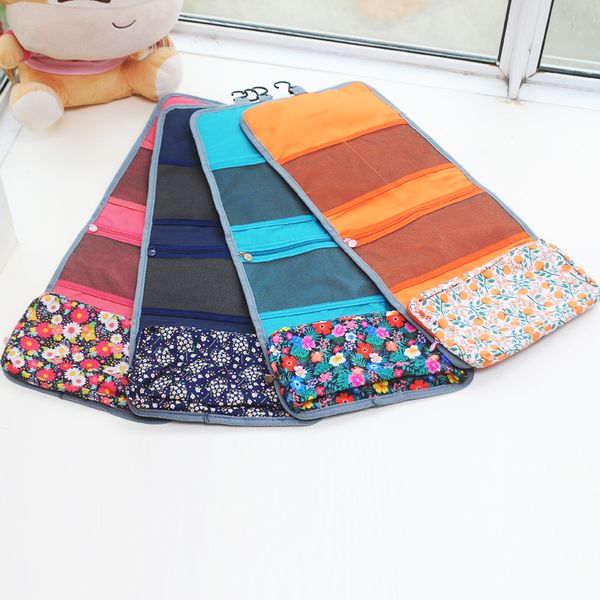 trousse de maquillage professionnel floral printed bag make up foldable toiletry travel bag with hanging hook manufacturers sale
trousse de maquillage professionnel floral printed bag make up foldable toiletry travel bag with hanging hook manufacturers sale
