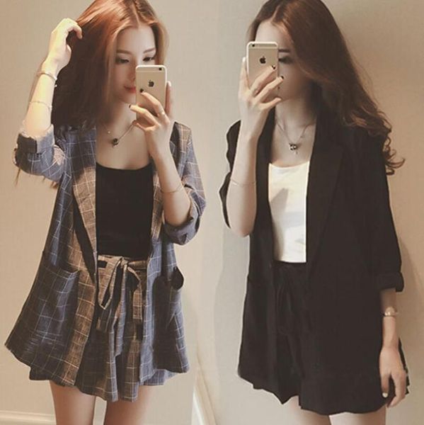 women's tracksuits spring summer two-piece shorts sets seven-point sleeve plaid set thin coat + elastic waist wide leg 2 s-3xl, Gray
women's tracksuits spring summer two-piece shorts sets seven-point sleeve plaid set thin coat + elastic waist wide leg 2 s-3xl, Gray