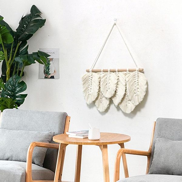 tapestries nordic boho style creative feather small pendant room decoration bohemian tapestry literary fan home mural homestay
tapestries nordic boho style creative feather small pendant room decoration bohemian tapestry literary fan home mural homestay