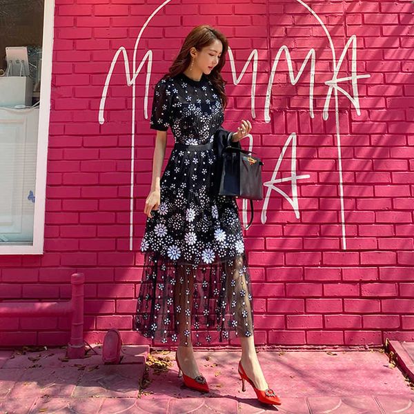 runway desigher self portrait dress women high-end short sleeve embroidery floral mesh long vintage ruffles party 210529, Black;gray
runway desigher self portrait dress women high-end short sleeve embroidery floral mesh long vintage ruffles party 210529, Black;gray