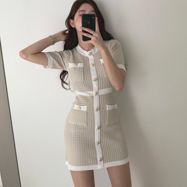 2021button knitted dress bodycon mini vestido curto korean summer party elegant black black moda feminina ropa mujer 2021 robes, Black;gray
2021button knitted dress bodycon mini vestido curto korean summer party elegant black black moda feminina ropa mujer 2021 robes, Black;gray