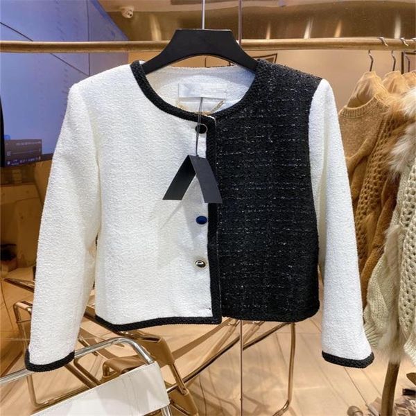 women's jackets 2021 autumn product super classic black and white contrast simple fashionable personality jacket, Black;brown
women's jackets 2021 autumn product super classic black and white contrast simple fashionable personality jacket, Black;brown