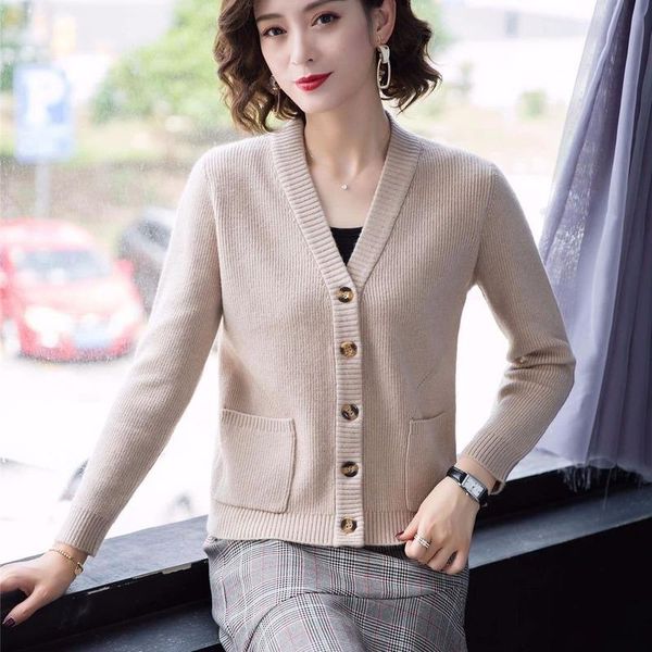 women's knits & tees sweater jacket short 2021 spring and autumn korean version of long-sleeved v-neck loose knitted cardigan women, White
women's knits & tees sweater jacket short 2021 spring and autumn korean version of long-sleeved v-neck loose knitted cardigan women, White
