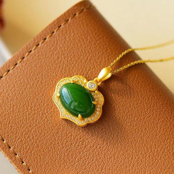chains s silver inlaid natural hetian jasper diamond pendant necklace niche design cold wind light luxury charm women brand jewelry
chains s silver inlaid natural hetian jasper diamond pendant necklace niche design cold wind light luxury charm women brand jewelry