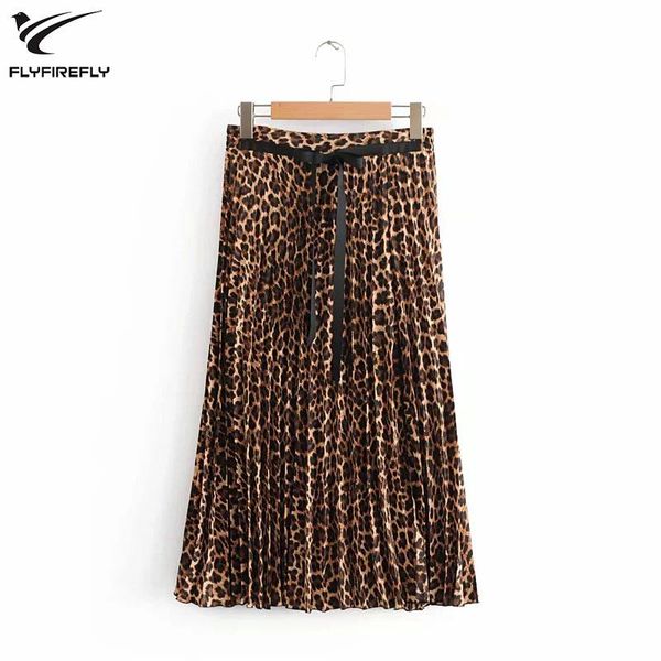 skirts 2021 autumn vintage elastic high waist skirt womens sashes wild leoprad print pleated ladies korean streetwear, Black
skirts 2021 autumn vintage elastic high waist skirt womens sashes wild leoprad print pleated ladies korean streetwear, Black