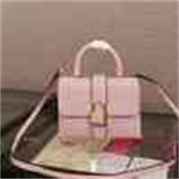 designer luxury body m53239 m52880 evening messenger bag bag handbags iconic cross handles clutches shoulder bags totes
designer luxury body m53239 m52880 evening messenger bag bag handbags iconic cross handles clutches shoulder bags totes