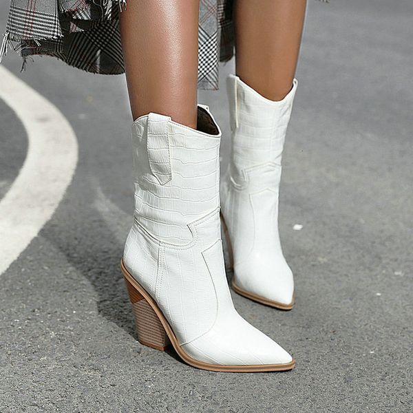 boots 2021 autumn women pu leather wedge high heel ankle winter cowboy fashion western woman denim shoes pyy8, Black
boots 2021 autumn women pu leather wedge high heel ankle winter cowboy fashion western woman denim shoes pyy8, Black