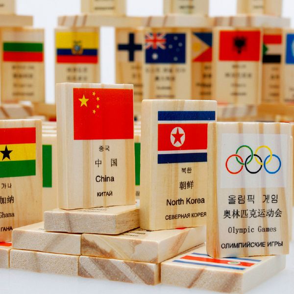 100pcs/set wooden national flag domino blocks toys cognitive game set for 3-7 years old children better understanding world
100pcs/set wooden national flag domino blocks toys cognitive game set for 3-7 years old children better understanding world