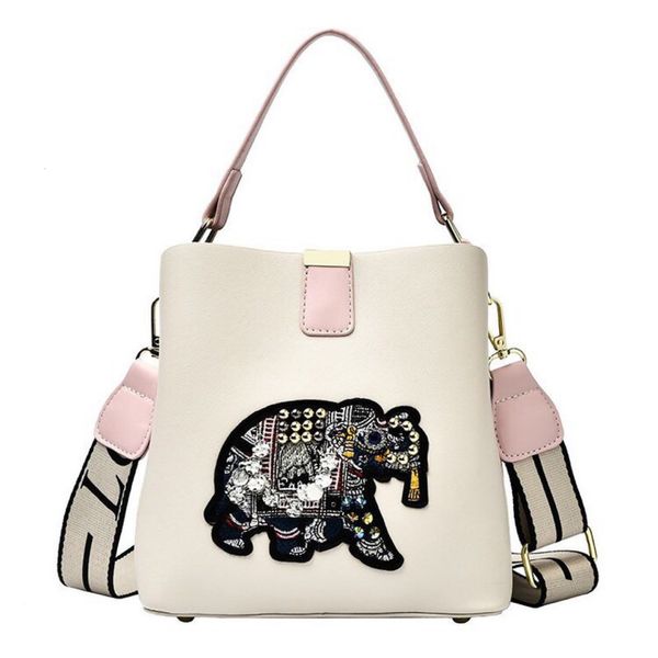 handbag north bag 2021 high texture korean version large capacity bucket small elephant fashion single shoulder messenger female, Black;red
handbag north bag 2021 high texture korean version large capacity bucket small elephant fashion single shoulder messenger female, Black;red
