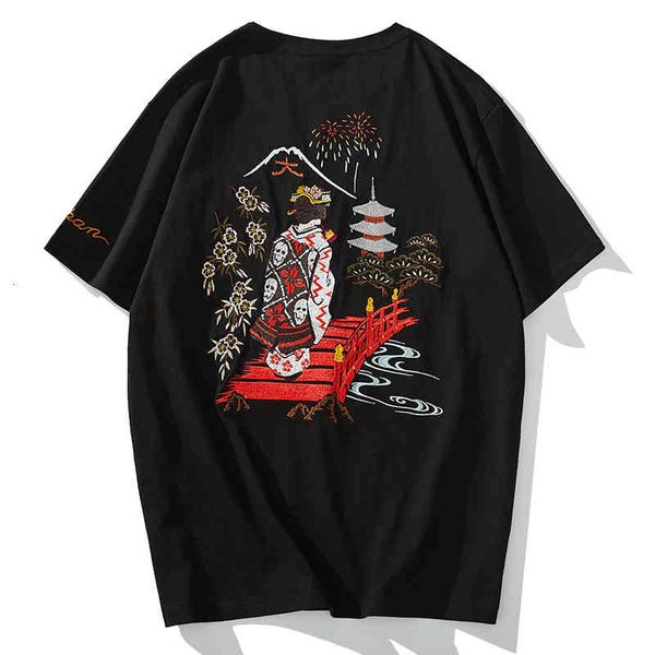 men's t-shirts japanese fashion brand embroidery skull flower queen cherry blossom fuji short-sleeved t-shirt summer cotton bottom, White;black
men's t-shirts japanese fashion brand embroidery skull flower queen cherry blossom fuji short-sleeved t-shirt summer cotton bottom, White;black
