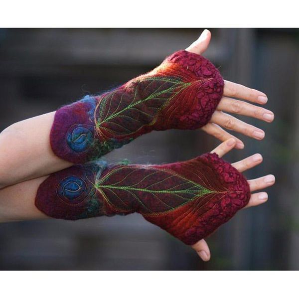 five fingers gloves halloween christmas style printed leaf glove sleeve button fingerless punk gothic costumes fashion, Blue;gray
five fingers gloves halloween christmas style printed leaf glove sleeve button fingerless punk gothic costumes fashion, Blue;gray