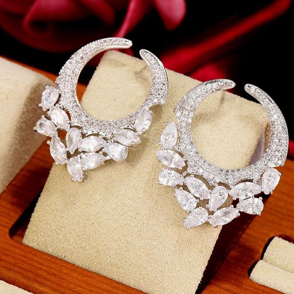 stud brand fahsion earrings for girl daily female shining opening round full cz party engagement, Golden;silver
stud brand fahsion earrings for girl daily female shining opening round full cz party engagement, Golden;silver
