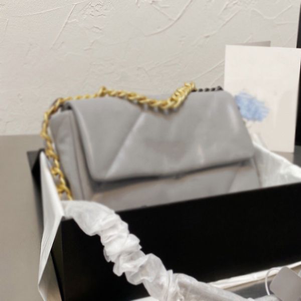 designer women 19 quilted crossbody bag paris brand sheepskin genuine leather diamond lattice shoulder handbag weave chain strap handbags lu
designer women 19 quilted crossbody bag paris brand sheepskin genuine leather diamond lattice shoulder handbag weave chain strap handbags lu