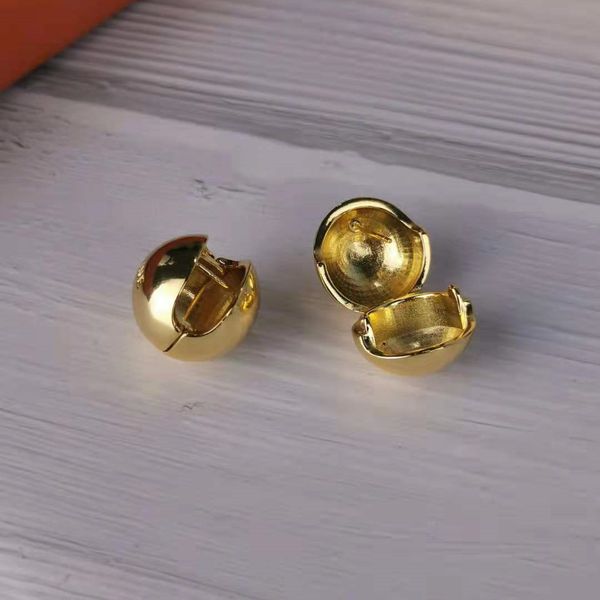 sailingjia 2021 new earrings women's enamel spherical bare body plated thick gold high-grade round earrings, Golden;silver
sailingjia 2021 new earrings women's enamel spherical bare body plated thick gold high-grade round earrings, Golden;silver