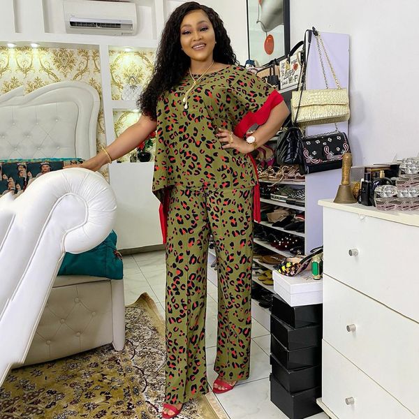 2021two piece set women dashiki t shirt pants suit 2021 new african print ladies clothes ankara blouse robe africaine femme s9035, Red
2021two piece set women dashiki t shirt pants suit 2021 new african print ladies clothes ankara blouse robe africaine femme s9035, Red