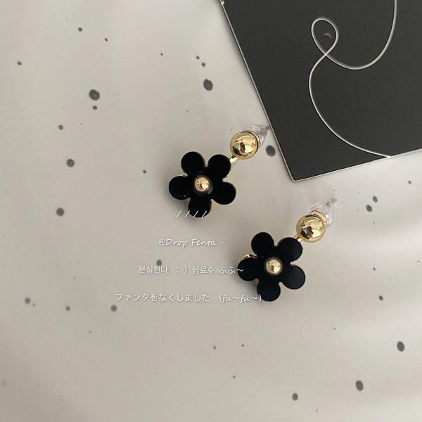 european and american elegant black flower earrings for woman fashion korean jewelry christmas party girl's unusual dangle & chandelier, Silver
european and american elegant black flower earrings for woman fashion korean jewelry christmas party girl's unusual dangle & chandelier, Silver