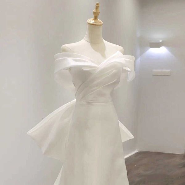 luxury evening dress french light 2021 fishtail skirt banquet temperament satin main wedding white small tail, Black;gray
luxury evening dress french light 2021 fishtail skirt banquet temperament satin main wedding white small tail, Black;gray