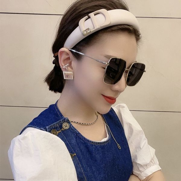 new leather nose hair hoop infrared sponge pin simple head pressing accessories fashion sale, Silver
new leather nose hair hoop infrared sponge pin simple head pressing accessories fashion sale, Silver