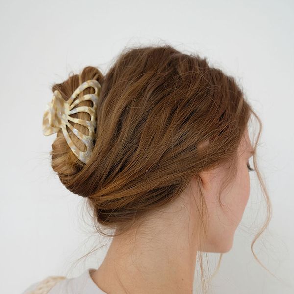 hollow out floral scrunchies clamps korean women girls ponytail hairpins acetic acid geometric wash shower hair claws jewelry accessories wh, Slivery;golden
hollow out floral scrunchies clamps korean women girls ponytail hairpins acetic acid geometric wash shower hair claws jewelry accessories wh, Slivery;golden