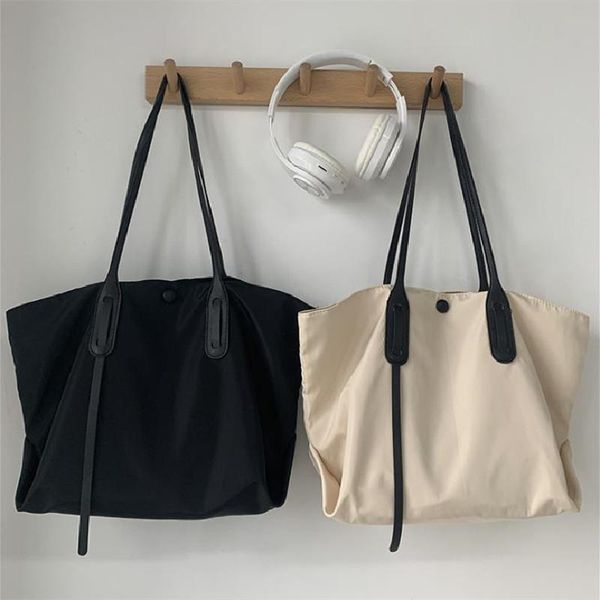 evening bags nylon canvas bag contracted atmosphere women's single shoulder fashion large capacity solid color leisure tote
evening bags nylon canvas bag contracted atmosphere women's single shoulder fashion large capacity solid color leisure tote