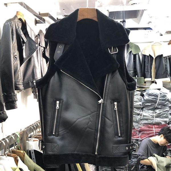 women's vests fall winter 2021 korean bf wind lamb fur motorcycle leather vest handsome women zipper jacket waistcoats, Black;white
women's vests fall winter 2021 korean bf wind lamb fur motorcycle leather vest handsome women zipper jacket waistcoats, Black;white