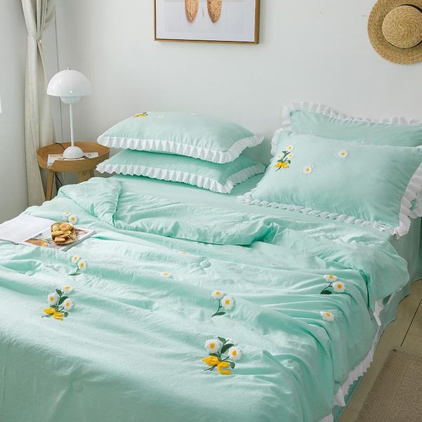 bedding sets korean style summer thin quilt flat sheet pillowcases 4pcs set flower embroidery princess
bedding sets korean style summer thin quilt flat sheet pillowcases 4pcs set flower embroidery princess