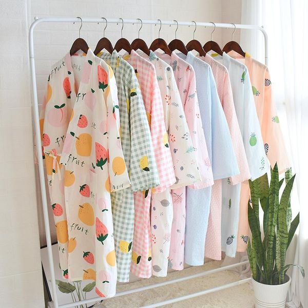 women's sleepwear japanese kimono spring and autumn night gown ladies cotton crepe cloth bathrobe home wear sweat steaming yukata plus, Black;red
women's sleepwear japanese kimono spring and autumn night gown ladies cotton crepe cloth bathrobe home wear sweat steaming yukata plus, Black;red